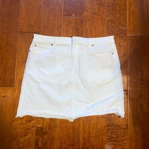 White Denim Vineyard Vines Skirt